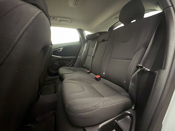 Volvo V40 23 of 28