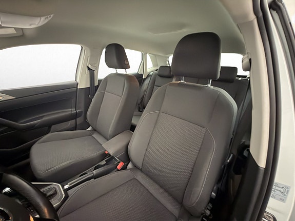 Volkswagen Polo 10 of 29