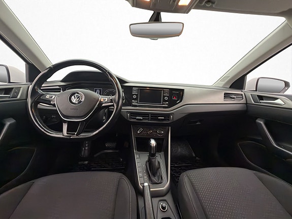 Volkswagen Polo 22 of 29