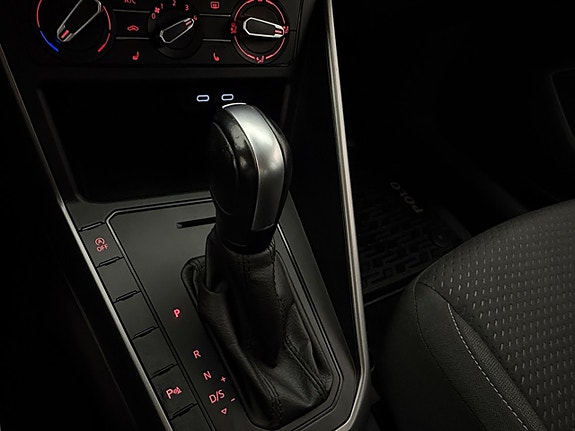 Volkswagen Polo 21 of 29