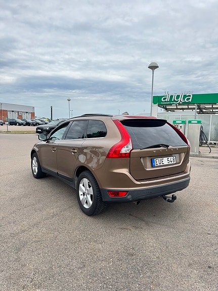 Volvo XC60 5 of 11
