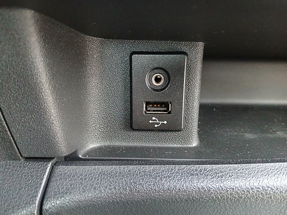 Nissan Micra 15 of 21