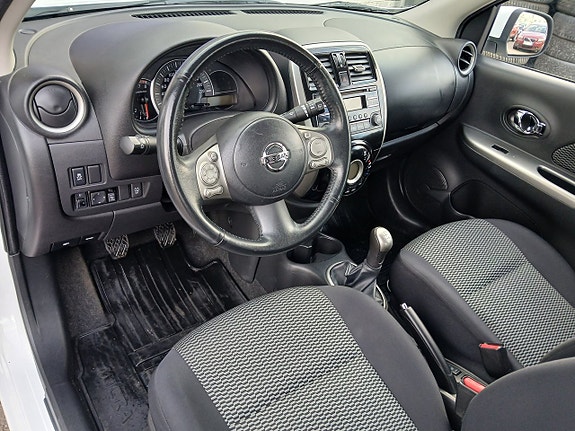 Nissan Micra 10 of 21