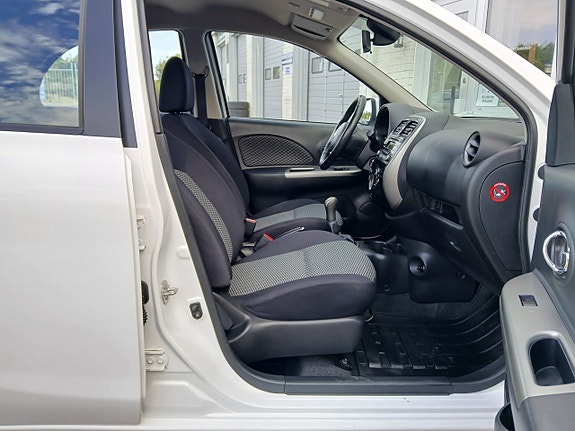 Nissan Micra 13 of 21