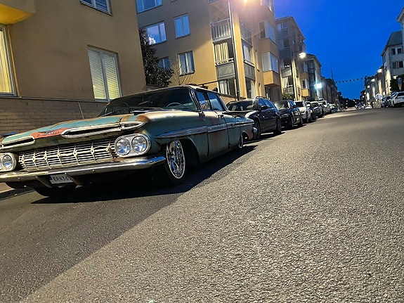 Chevrolet Impala 7 of 8