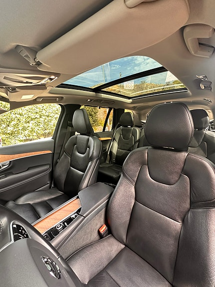 Volvo XC90 6 of 20