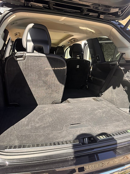 Volvo XC90 16 of 20