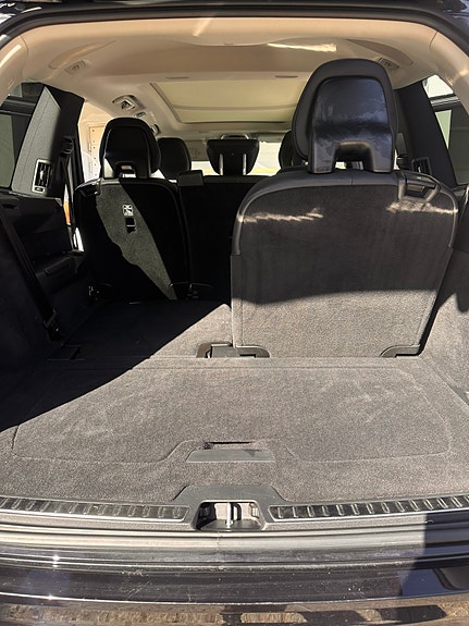 Volvo XC90 17 of 20