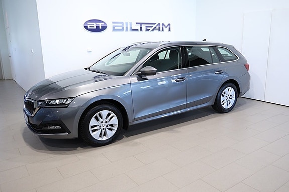 Skoda Octavia 2 of 5