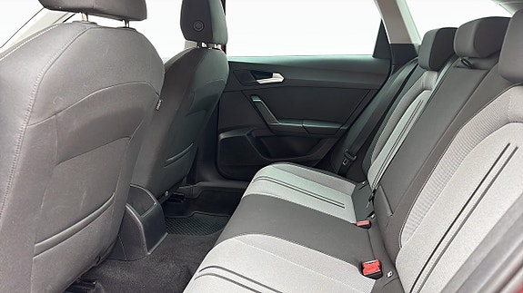 Seat Leon 11 of 15
