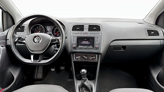 Volkswagen Polo 10 of 12