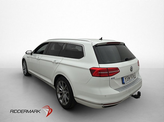 Volkswagen Passat 5 of 30