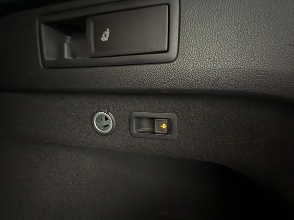 Volkswagen Passat 28 of 30