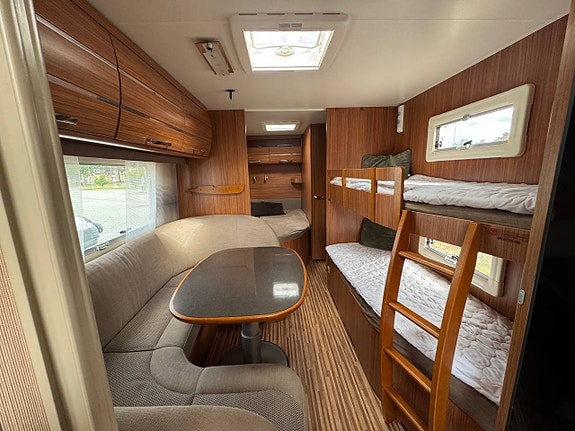 Adria Alpina 743 UT - Barnkammarvagn 5 of 10