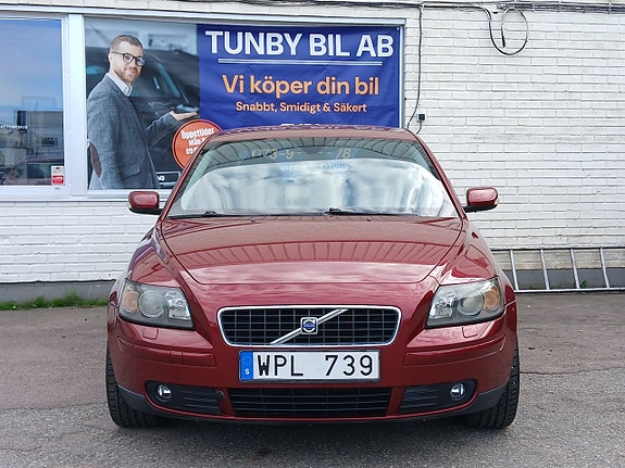 Volvo S40 3 of 21