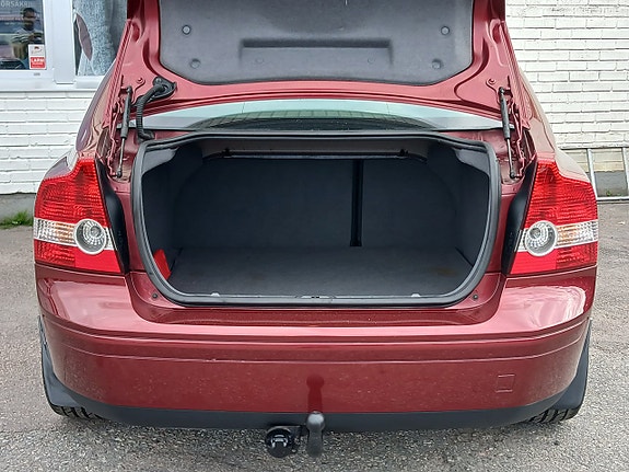 Volvo S40 8 of 21
