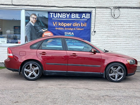 Volvo S40 5 of 21