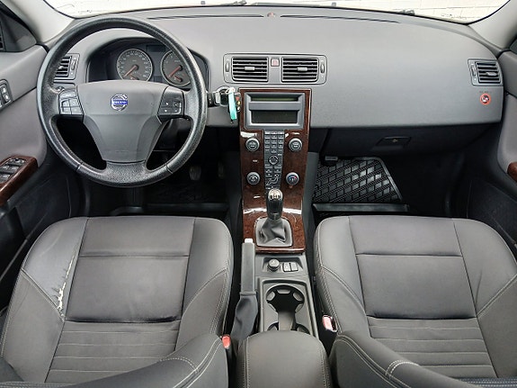 Volvo S40 17 of 21