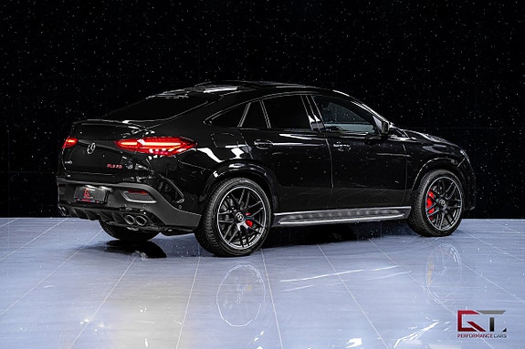 Mercedes-Benz GLE53 8 of 24