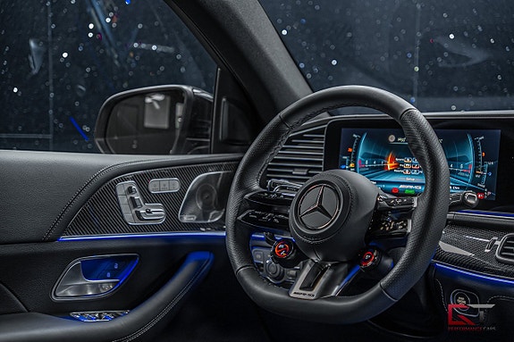 Mercedes-Benz GLE53 22 of 24
