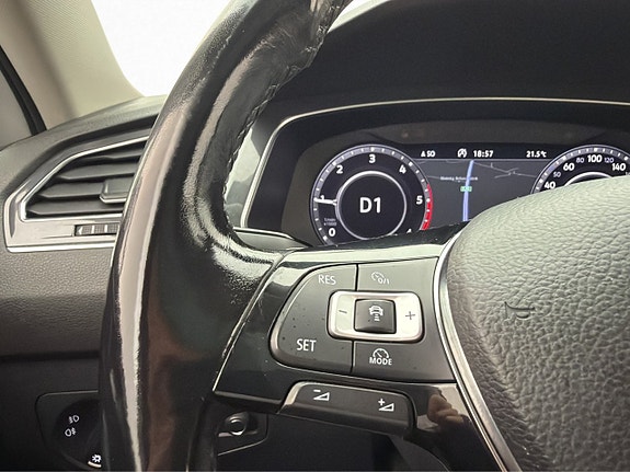 Volkswagen Tiguan Allspace 21 of 30