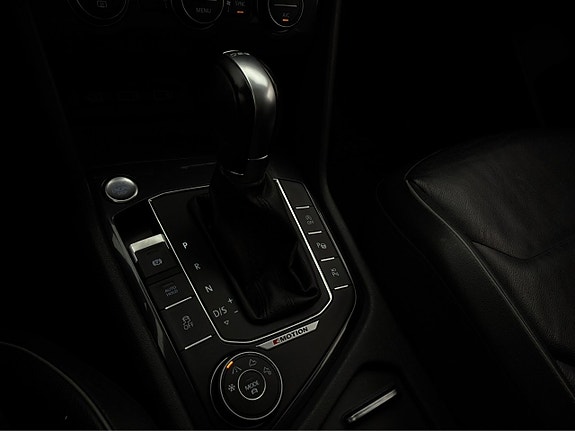 Volkswagen Tiguan Allspace 24 of 30