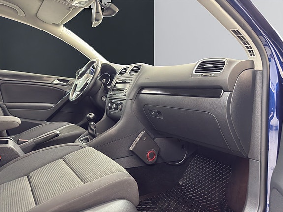 Volkswagen Golf VI 10 of 17