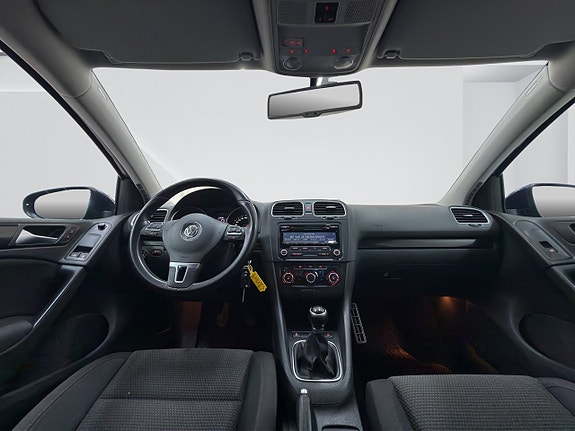 Volkswagen Golf VI 11 of 17