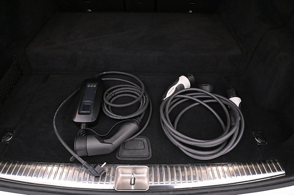 Mercedes-Benz E300 de 22 of 27