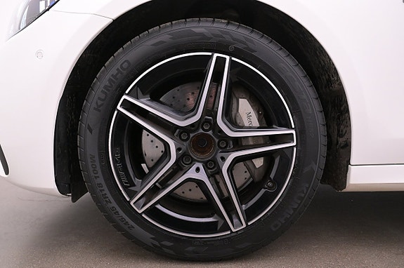 Mercedes-Benz E300 de 27 of 27