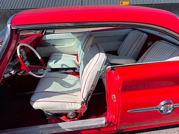 Chrysler 300 16 of 30