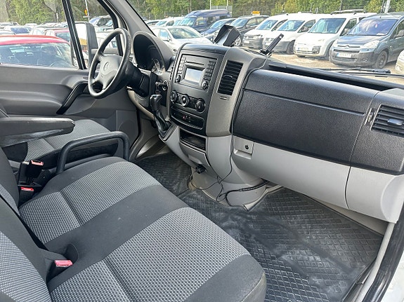 Mercedes-Benz Sprinter 319 8 of 11