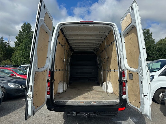 Mercedes-Benz Sprinter 319 9 of 11
