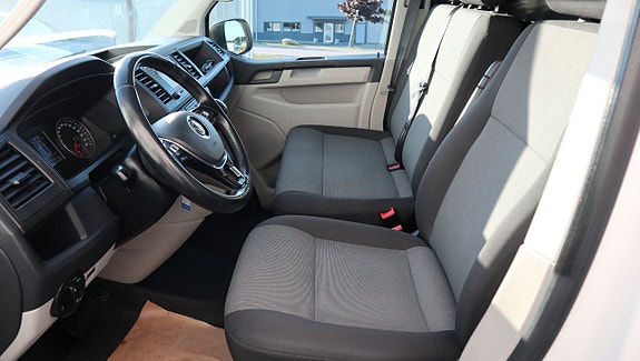 Volkswagen Transporter 4 of 14