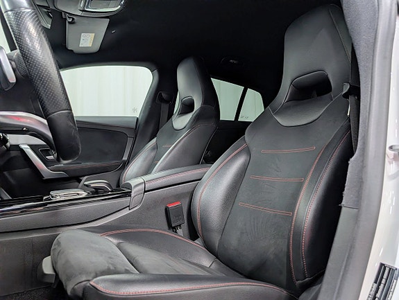 Mercedes-Benz CLA180 10 of 16