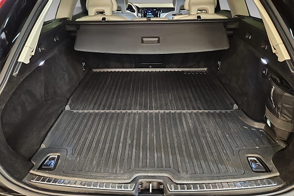 Volvo V90 9 of 11