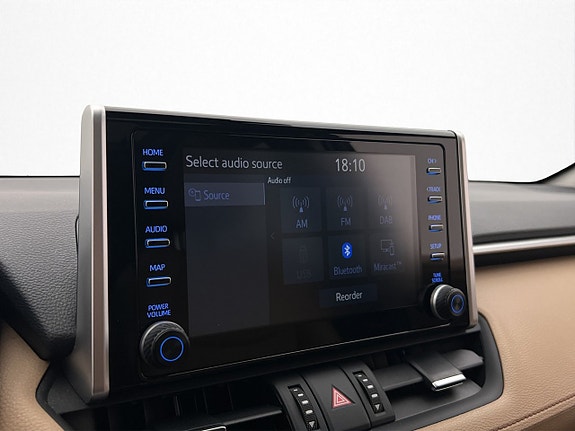 Toyota RAV4 23 of 30