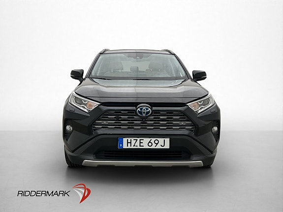 Toyota RAV4 2 of 30
