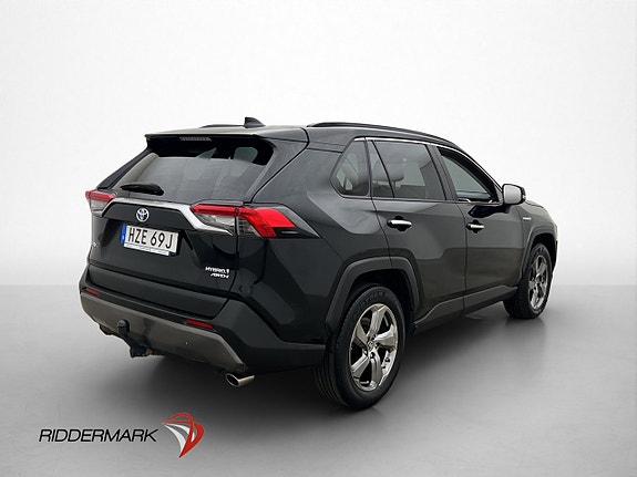 Toyota RAV4 8 of 30
