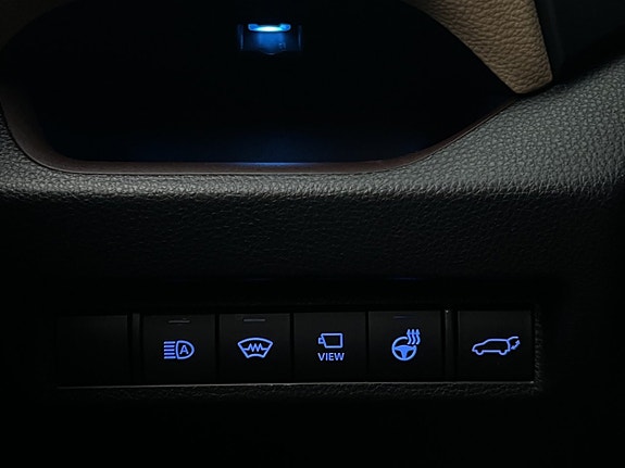 Toyota RAV4 28 of 30