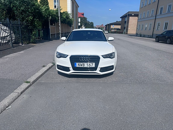 Audi A5 6 of 6