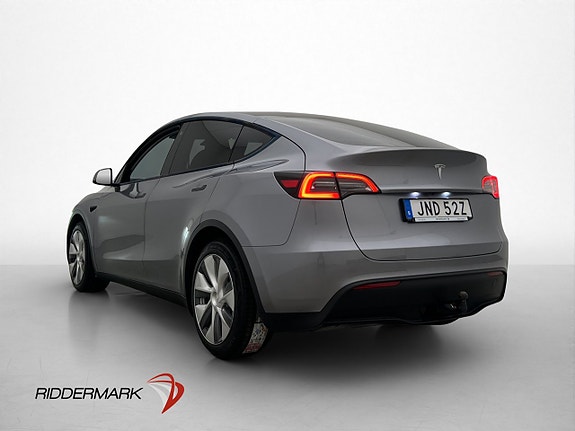 Tesla Model Y 6 of 30