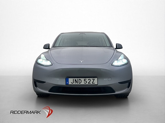 Tesla Model Y 3 of 30