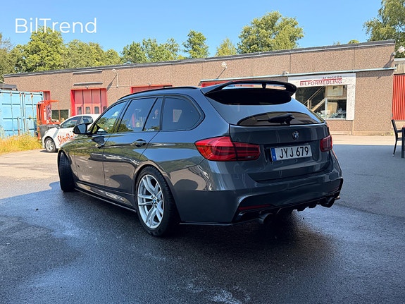 BMW 330d 6 of 26