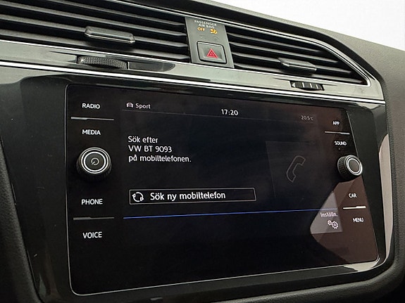 Volkswagen Tiguan 23 of 30