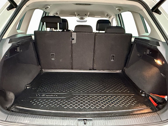 Volkswagen Tiguan 27 of 30