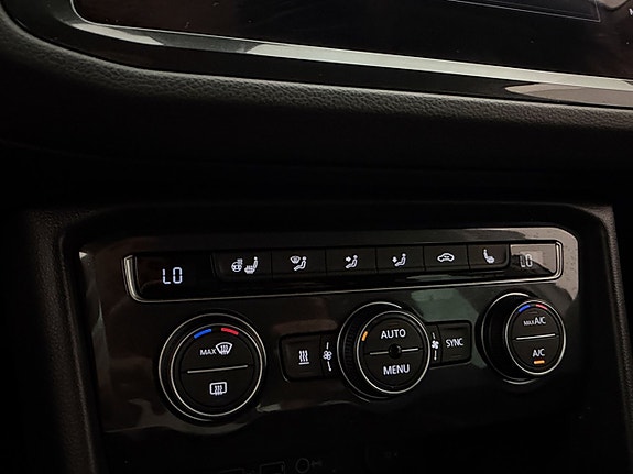 Volkswagen Tiguan 21 of 30