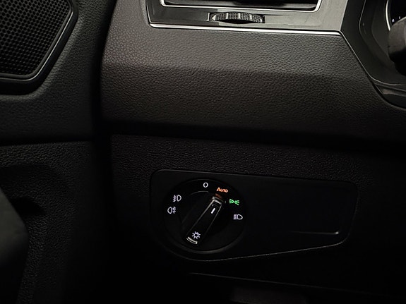 Volkswagen Tiguan 19 of 30