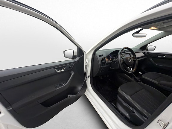 Skoda Fabia 10 of 30