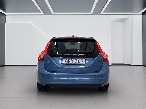 Volvo V60 4 of 14